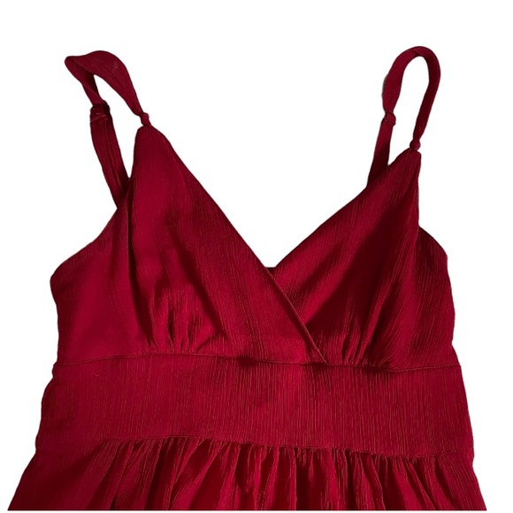 Smart Set red flowy dress - Picture 7 of 12